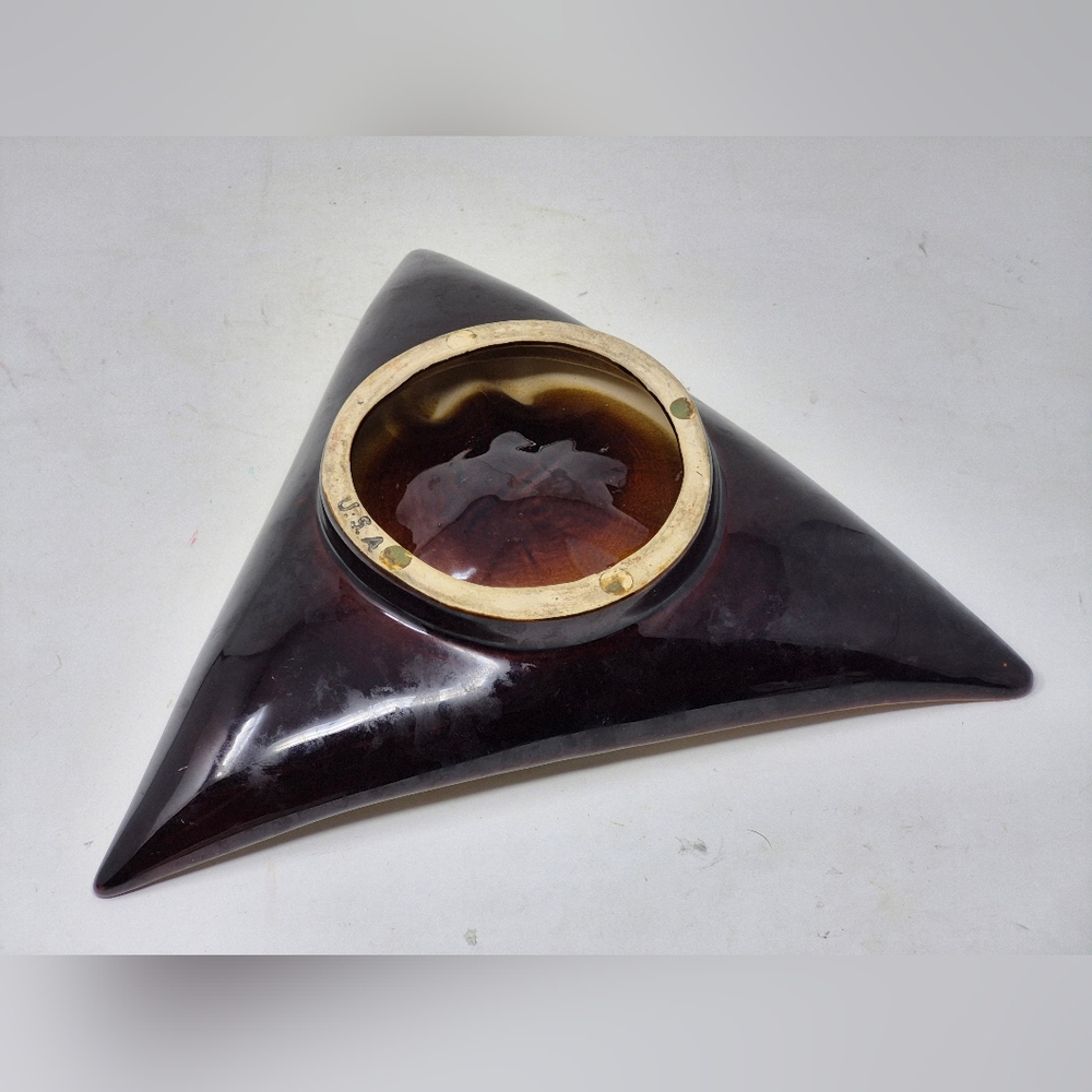 Vintage Ceramic Triangle Ashtray - Picture 3 of 3